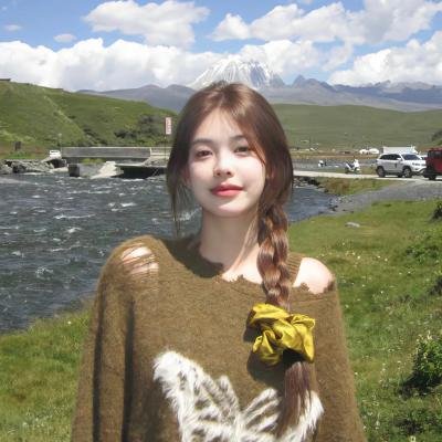 冰属性男子与酷酷女同事